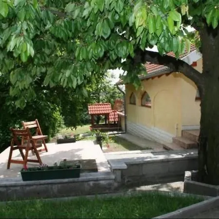 Zonnehuis Mit Privatem Schwimmbad By Interhome 度假居